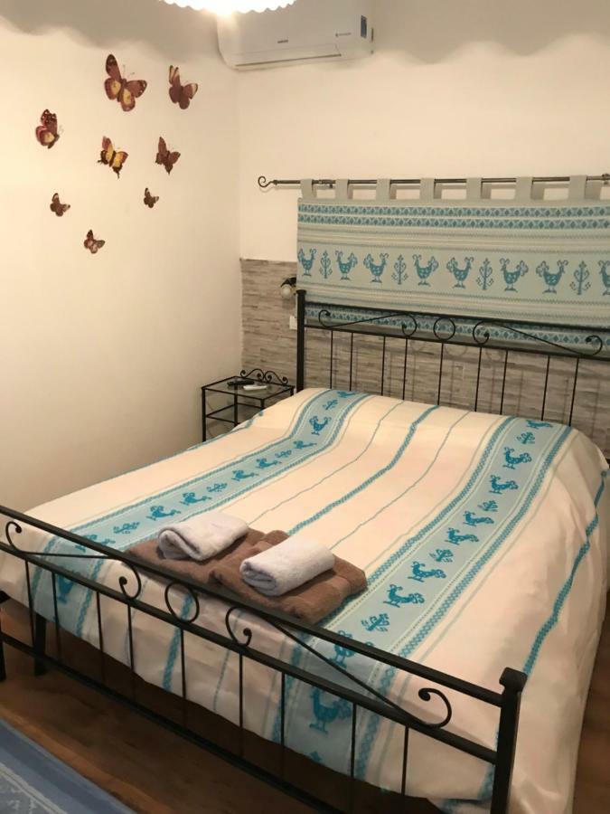 La Piazzetta Hotel Austis Buitenkant foto
